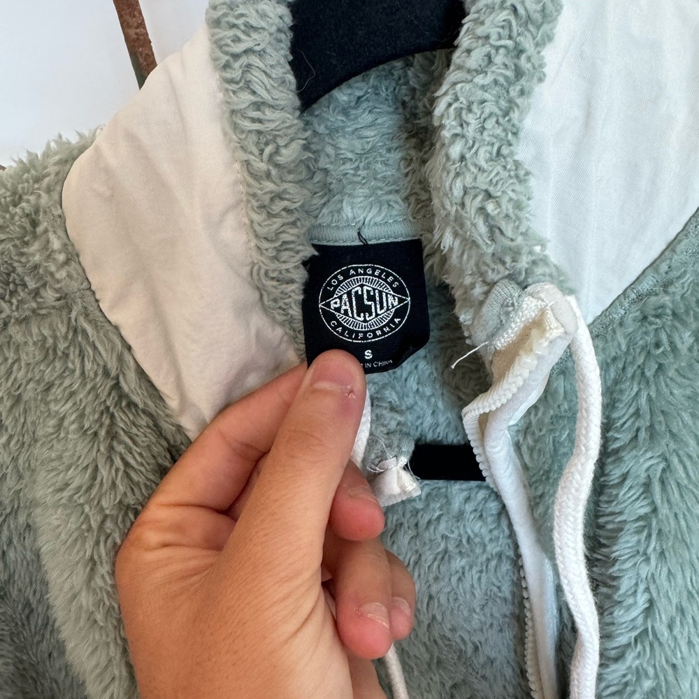 Zipup Jacket - image 2